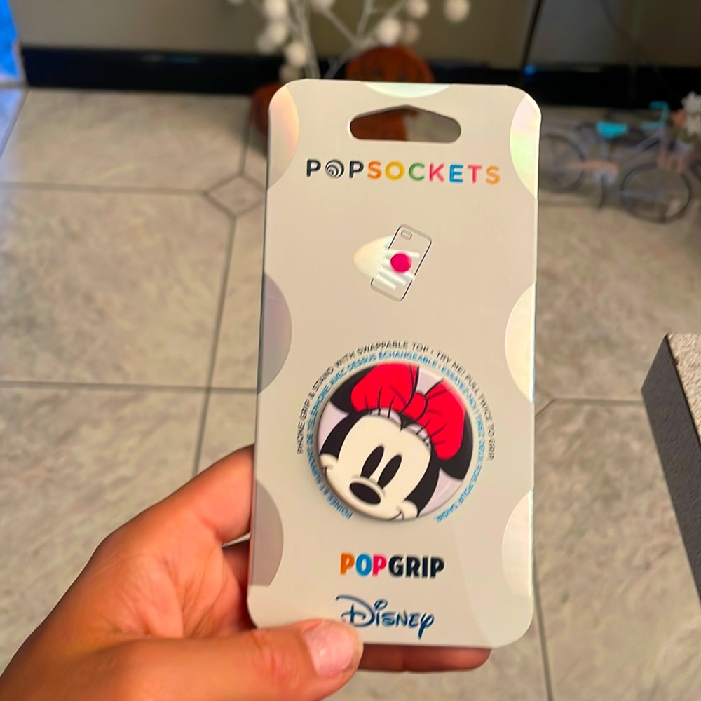 Minnie Pop Socket